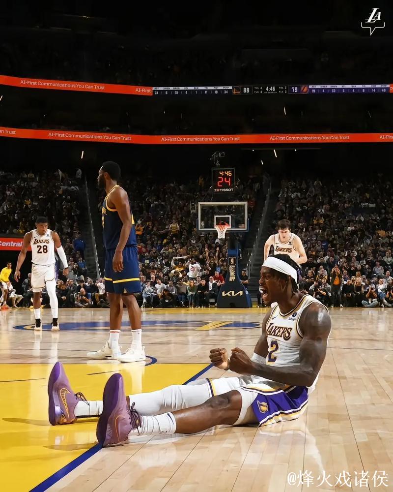 雷迪克:如果我们的防守持续挣扎,范德比尔特会有上场机会 雷迪克:如果我们的防守持续挣扎,范德比尔特会有上场机会